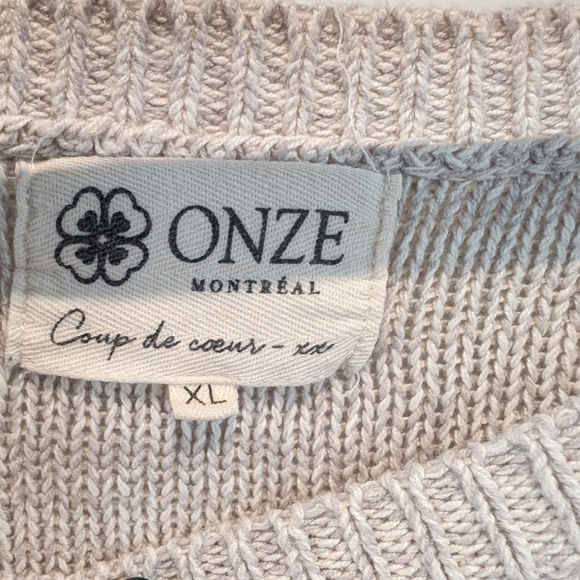 Onze Montréal sweater size L - Picture 4 of 5